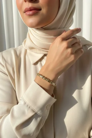 Yozgat Butik Kadın Giyim | Şık Abiye, Takım ve Günlük Kombinler gold desen detaylı premium bileklik